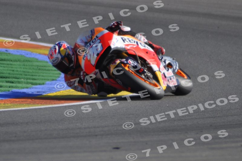 Piloto Dani Pedrosa (26) (Repsol Honda) en carrera Gran Premio de la Comunidad Valenciana "Cheste" 2015 de Motociclismo
