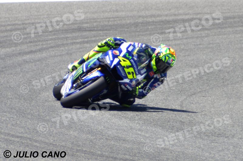 Piloto Valentino Rossi (46) (Movistar Yamaha) en carrera Gran Premio de España Jerez 2016 de Motociclismo