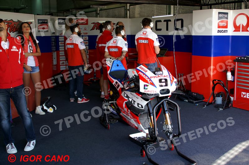 Box Octo Pramac Yakhnich motocicleta del piloto Danilo Petrucci (9) Gran Premio Movistar de Aragon 2016 de Motociclismo Motorland Alcañiz