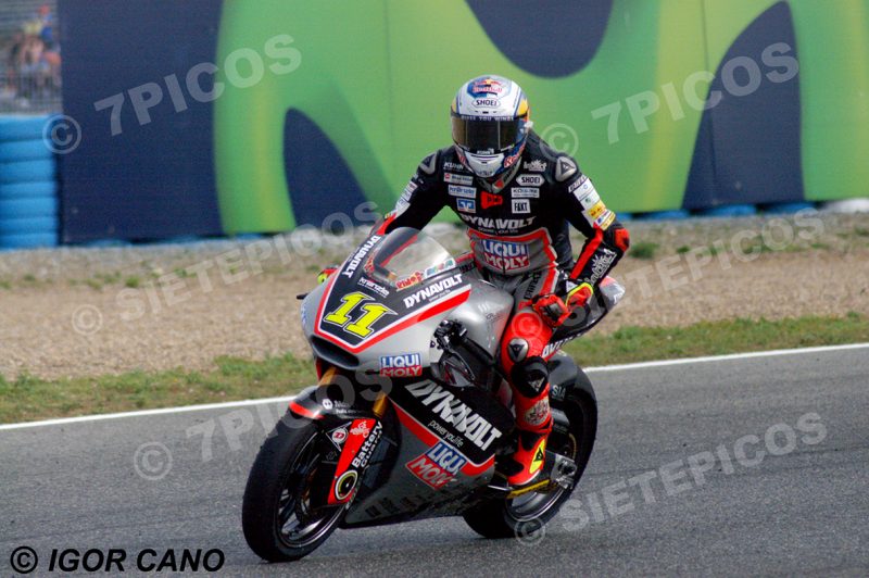 Piloto Sandro Cortese (11) (Dynavolt Intact GP) en carrera Gran Premio de España Jerez 2016 de Motociclismo