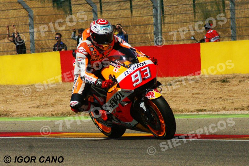 Piloto Repsol Honda Marc Marquez (93) en carrera Gran Premio Movistar de Aragon 2016 de Motociclismo Motorland Alcañiz