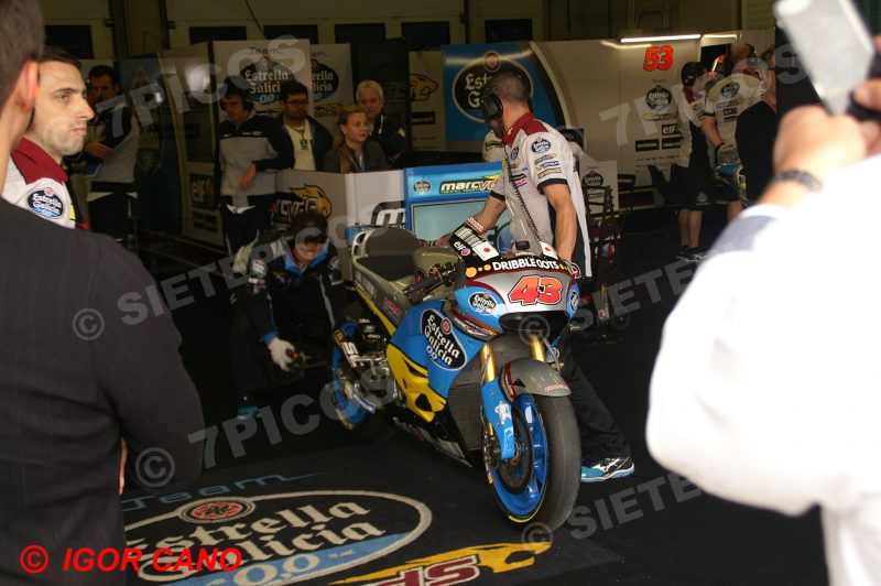Motocicleta del Piloto Estrella Galicia 0,0 Marc VDS Jack Miller (43) en Box Gran Premio de España Jerez 2016 de Motociclismo