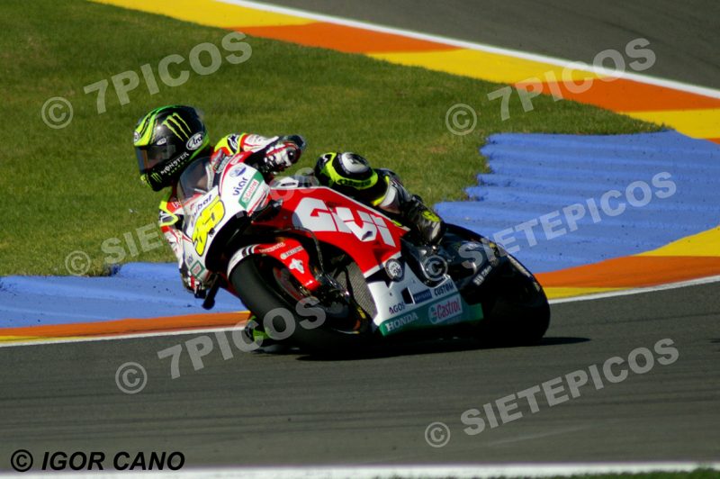Piloto Cal Crutchlow (35) (LCR Honda) en la curva Nico Terol Gran Premio Motul de la Comunitat Valenciana 2016 Cheste MotoGP TM Circuito Ricardo Tormo