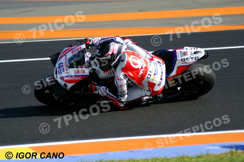 Piloto Scott Redding (45) (Octo Pramac Yakhnich) en curva Jorge Martinez Aspar Gran Premio Motul de la Comunitat Valenciana 2016 Cheste MotoGP TM Circuito Ricardo Tormo