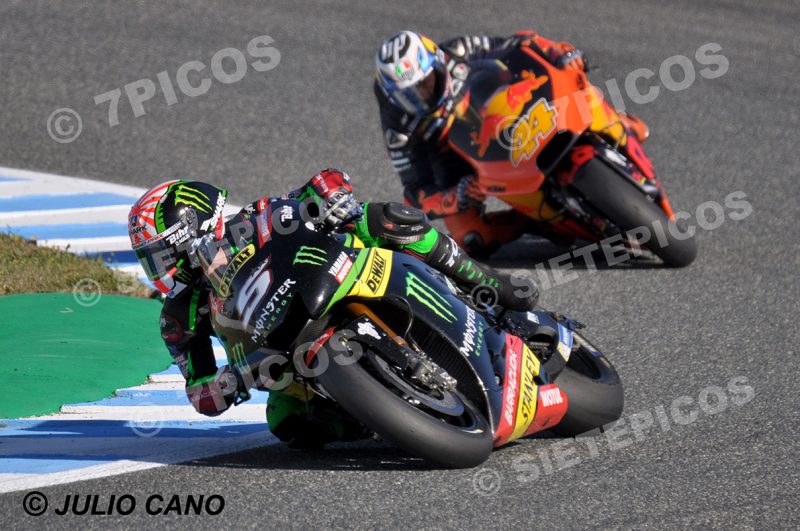 Pilotos Johann Zarco (5) (Monster Yamaha Tech 3) y Pol Espargaro (44) (Red Bull KTM Factory Racing) en curva Michelin Gran Premio Red Bull de España 2017 Jerez MotoGPTM