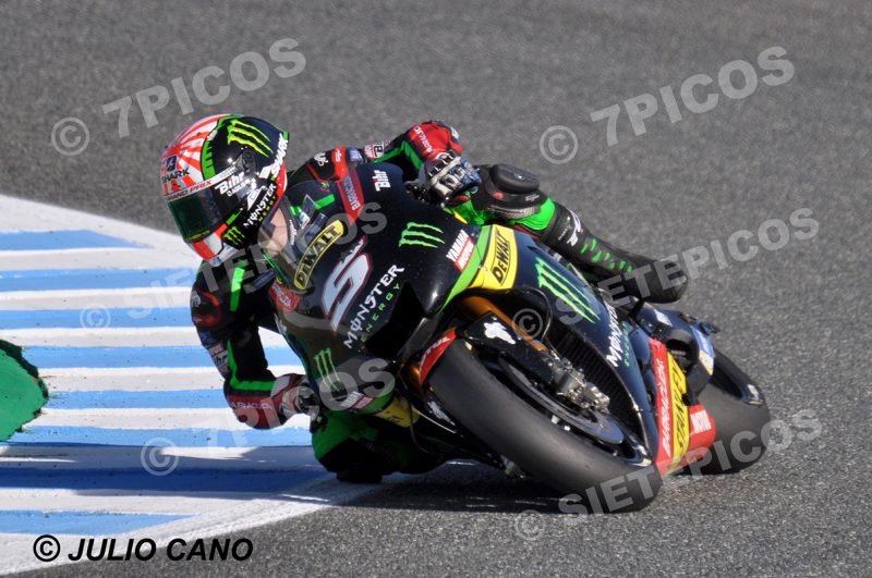 Piloto Johann Zarco (5) (Monster Yamaha Tech 3) en curva Michelin Gran Premio Red Bull de España 2017 Jerez MotoGPTM