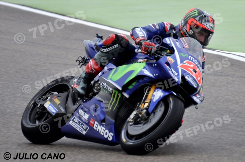 Piloto Maverick Viñales (25) (Movistar Yamaha MotoGP) en el sacacorchos Gran Premio de Aragon 2017 Alcañiz, Teruel, MotoGPTM