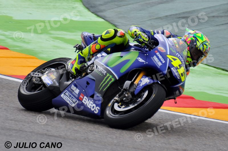 Piloto Valentino Rossi (46) (Movistar Yamaha MotoGP) en el sacacorchos Gran Premio de Aragon 2017 Alcañiz, Teruel, MotoGPTM