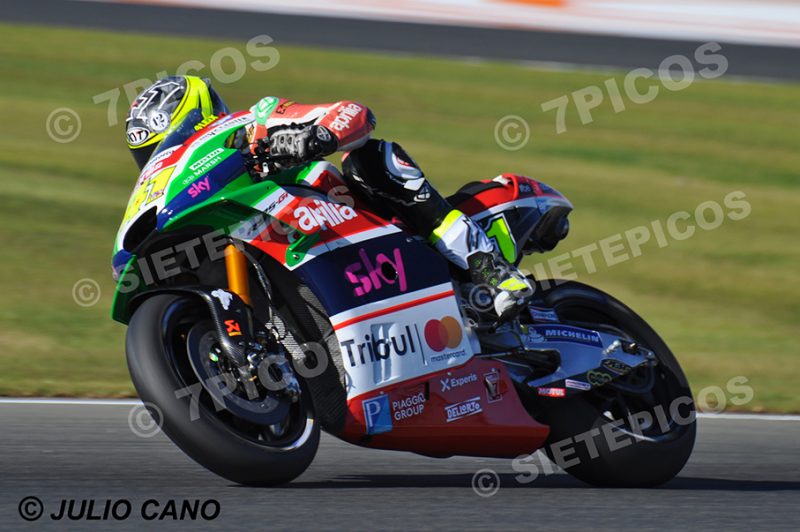 Piloto Aleix Espargaro (41) (Aprilia Racing Team Gresini) en i3 Gran Premio Motul de la Comunidad Valenciana 2017 Cheste, Valencia, MotoGPTM
