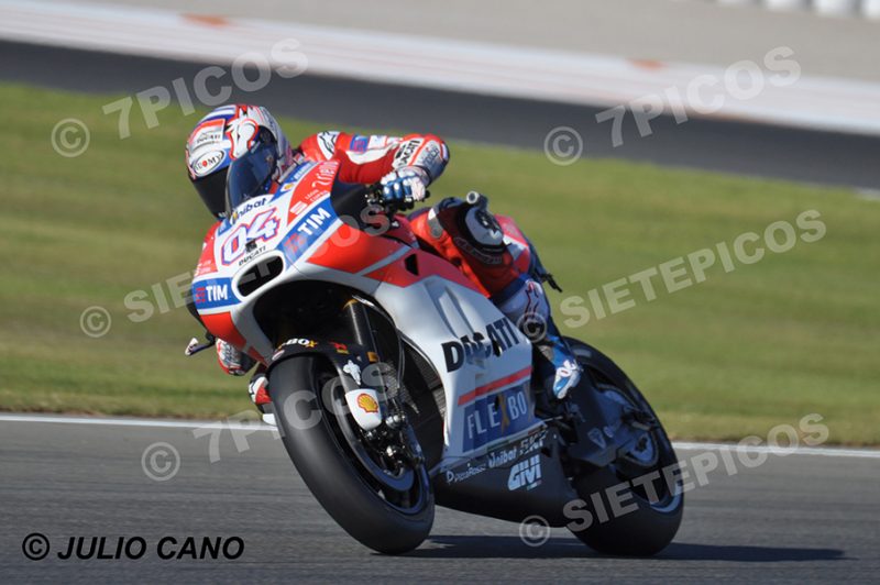 Piloto Andrea Dovicioso (4) (Ducati Team) en i3 Gran Premio Motul de la Comunidad Valenciana 2017 Cheste, Valencia, MotoGPTM