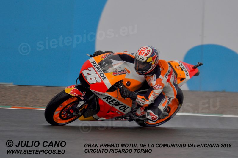 Piloto Dani Pedrosa (26) (Repsol Honda Team) en curva Doohan Gran Premio Motul de la Comunidad Valenciana 2018 Cheste, Valencia, MotoGPTM