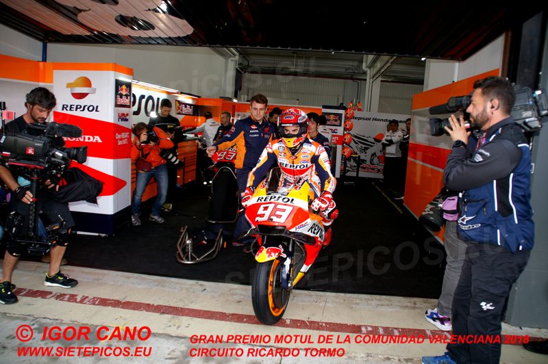 Piloto Marc Marquez (93) (Repsol Honda Team) saliendo del Box Gran Premio Motul de la Comunidad Valenciana 2018 Cheste, Valencia, MotoGPTM