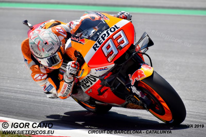 Piloto Marc Marquez (93) (Repsol Honda Team) en el Curvone Renault. Gran Premi Monster Energy de Catalunya 2019, Circuit de Barcelona-Catalunya. Montmelo. España. MotoGPTM