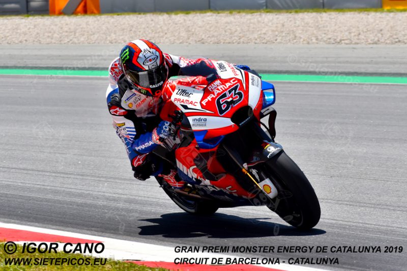 Piloto Francesco (Pecco) Bagnaia (63) (Pramac Racing) en el Curvone Renault. Gran Premi Monster Energy de Catalunya 2019, Circuit de Barcelona-Catalunya. Montmelo. España. MotoGPTM