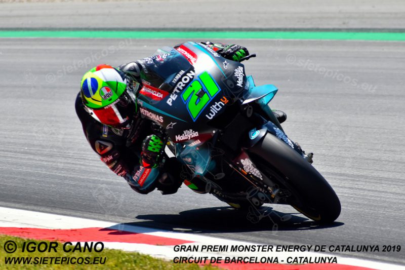 Piloto Franco Moribidelli (21) (Petronas Yamaha SRT) en el Curvone Renault. Gran Premi Monster Energy de Catalunya 2019, Circuit de Barcelona-Catalunya. Montmelo. España. MotoGPTM