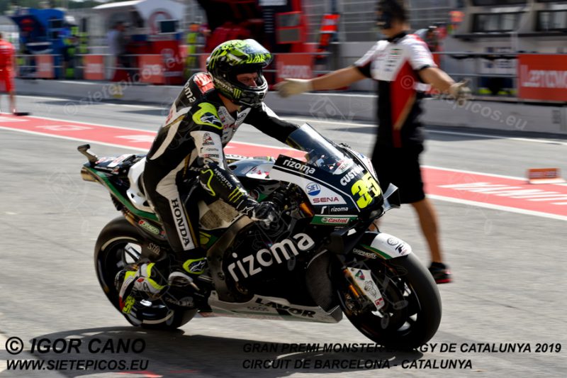 Piloto Cal Crutchlow (35) (LCR Honda Castrol) saliendo del Box. Gran Premi Monster Energy de Catalunya 2019, Circuit de Barcelona-Catalunya. Montmelo. España. MotoGPTM