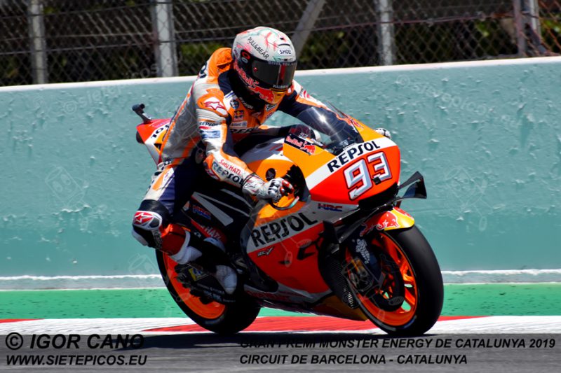 Piloto Marc Marquez (93) (Repsol Honda Team) entrando en curva Elf. Gran Premi Monster Energy de Catalunya 2019, Circuit de Barcelona-Catalunya. Montmelo. España. MotoGPTM