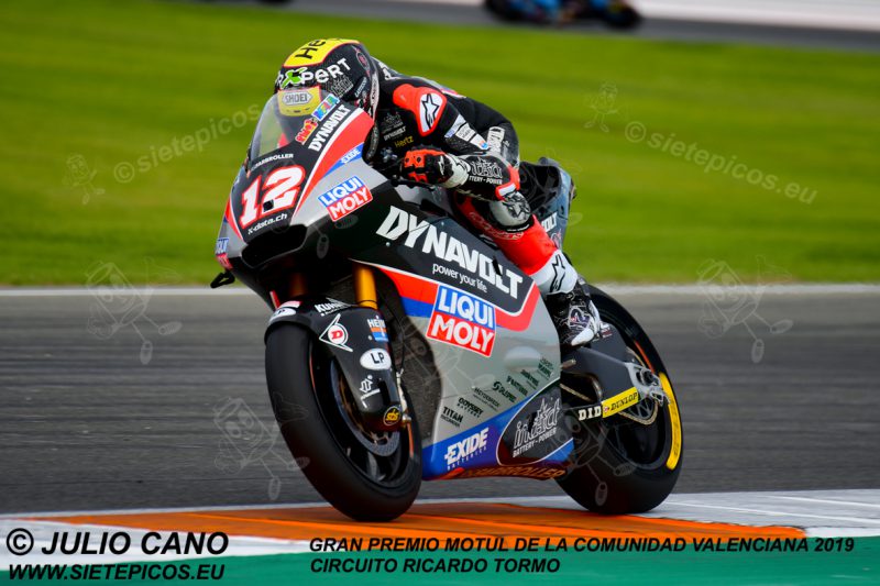 Piloto Thomas Luthi (12) (Dynavolt Intact GP) saliendo de curva 11.Gran Premio Motul de la Comunidad Valenciana 2019 Circuit Ricardo Tormo Cheste, Valencia, Moto2TM