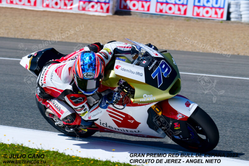 Piloto Ai Ogura (79) (IDEMITSU Honda Team Asia) en curva Dani Pedrosa. Gran Premio Red Bull de España 2022 Circuito Jerez-Angel Nieto. Jerez de la Frontera. Jerez de la Frontera. Andalucia. España. Moto2TM
