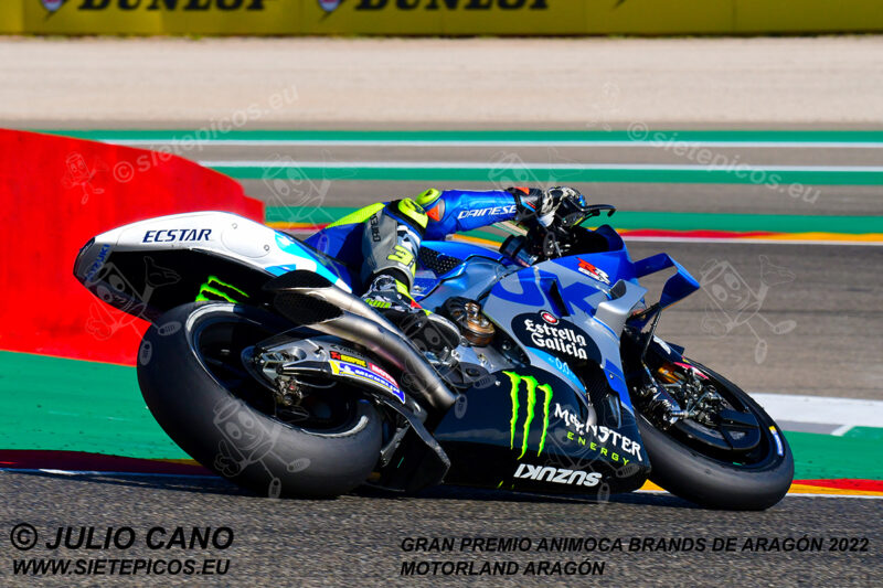Piloto Joan Mir (36) (Team Suzuki ECSTAR) entrando en el sacacorchos. Gran Premio Animoca Brands de Aragón 2022, Motorland Aragón. Alcañiz. Teruel. España. MotoGPTM. Alcañiz 2022.